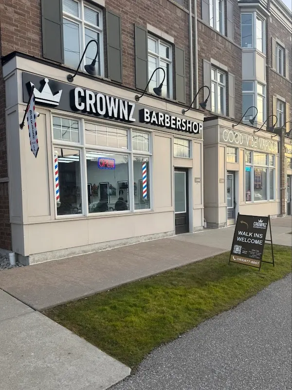 Crownz Barbershop — Barber shop in Milton